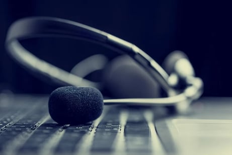 コンタクトセンターの離職原因とは?離職率を下げる対策についても解説