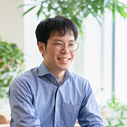 安東 龍太