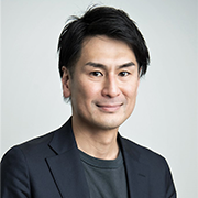 柏原 学 氏