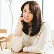 中津 有里子