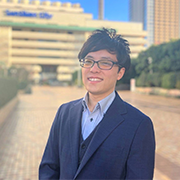 居福 良紀 氏