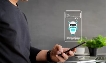 チャットボットはどう動く? その仕組みをタイプ別に解説