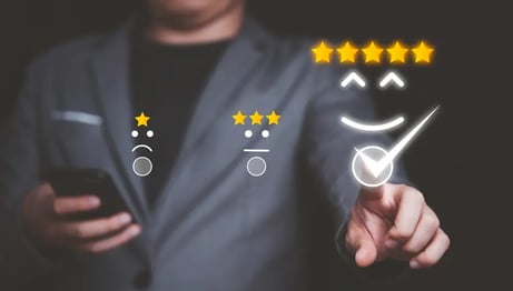 サポートコミュニティが自己解決促進と顧客満足度向上を両立!その理由とは?