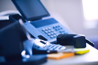 PBXの転送とは？転送設定・外線転送の課題とクラウドPBXで効率化する方法